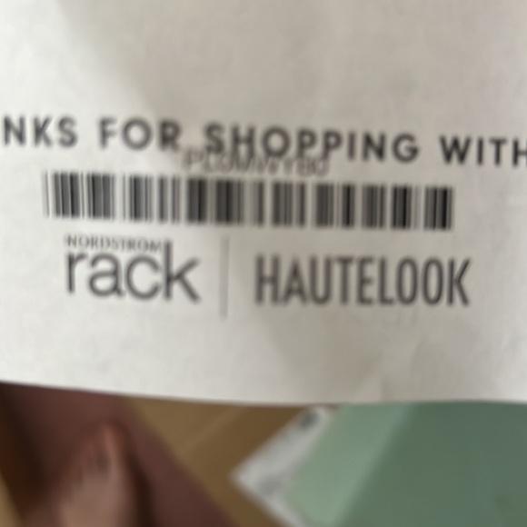 TOMS Hunter Green Women Loafers NWT - Picture 3 of 3